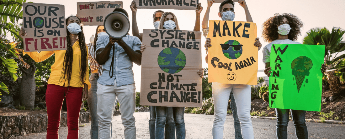 picture of group of people protesting